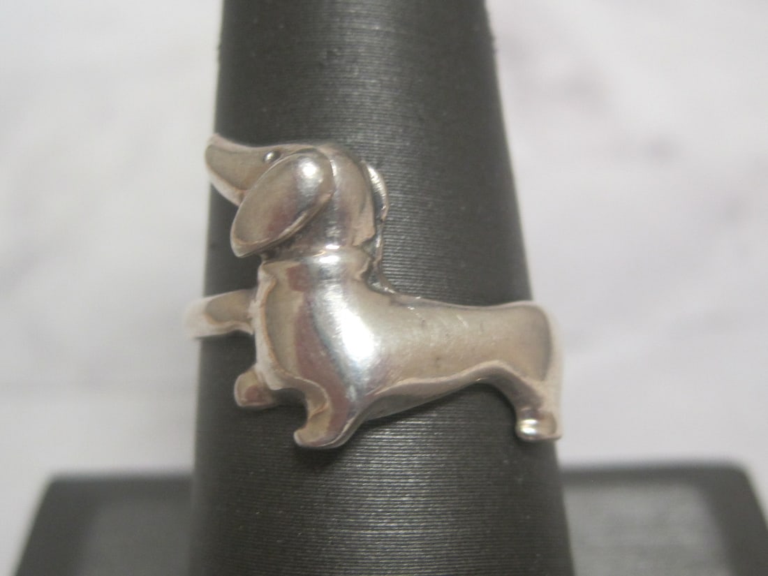 Sterling Silver Figural Dachshund Ring (1 of 4)