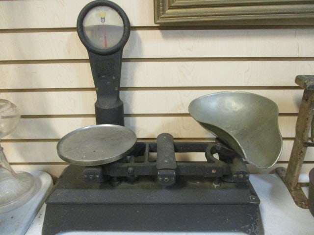 Vintage Cast Metal Jacobs Bros. "Detecto-Gram" Hairline Accuracy  Scale (1 of 10)