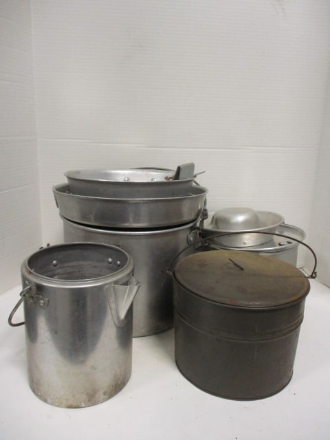 Aluminum Camping Nesting Cook Set, Coffee Pot and Food Pail (1 of 18)