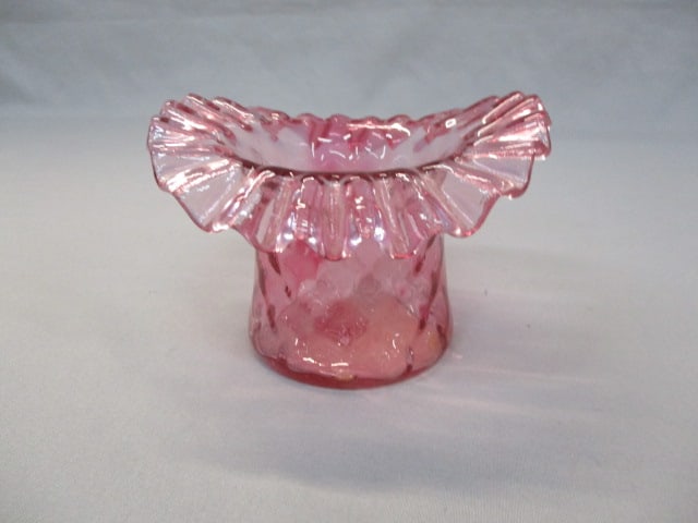 Fenton Cranberry Diamond Optic Crimped Edge Top Hat 3" (1 of 5)