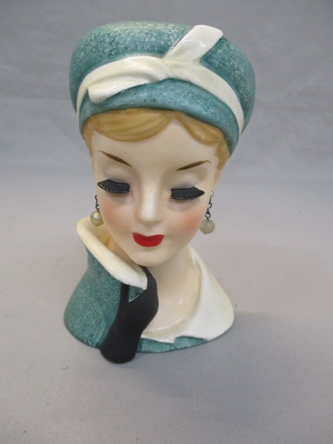6" Napco 1960 C5036B Lady Head Vase (1 of 7)