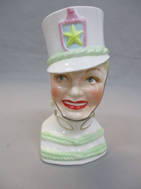 6.5" Lucille Ball Majorette Lady Head Vase (1 of 7)