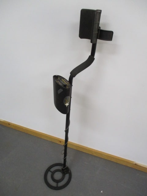 Lone Star Metal Detector - Turns on Appears to Work (1 of 4)