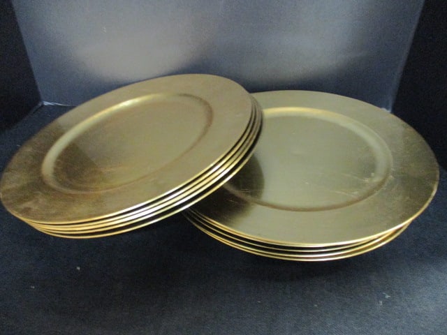 11 Gold Essentials for the Holidays Chargers (1 of 5)