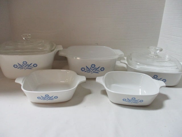 Five Corning Ware Blue Cornflower Casserole Dishes and Lids (1 of 20)