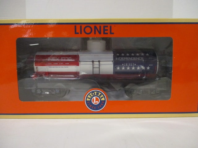 Lionel Independence Energy 8K Gallon Tank Car #1776 in Original Box: O Gauge - #2026300
