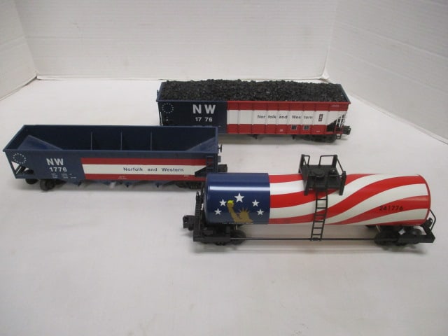 3 Lionel O Gauge Red, White, and Blue Train Cars - #1776 Norfolk and Western (1 of 20)