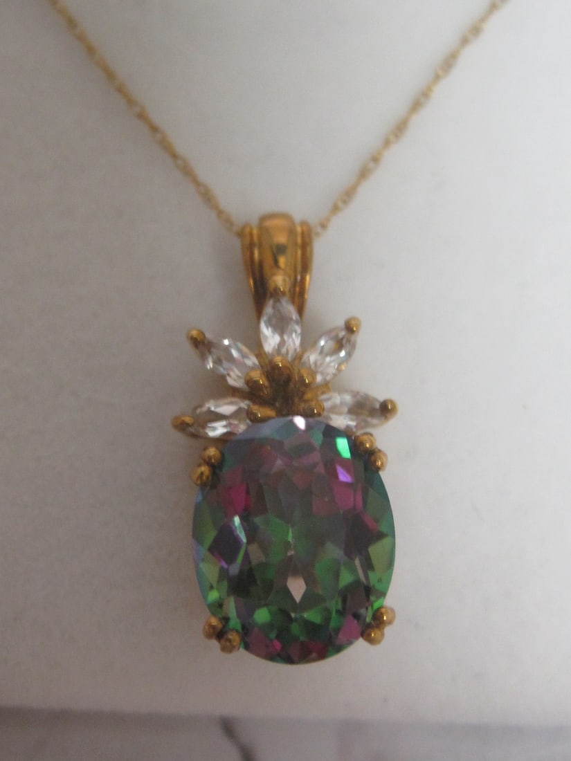 10k Gold Mystic Topaz Pendany on 18" 14k Gold Chain: 3 xt Oval Stone with White Topaz Above. Weighs 3.3 grams