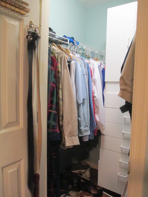 Contents of Master Bedroom Closet-Nice Men's Dress Shirts, Pants, Shoes, Jackets, etc.: Shirts Size XL, Pants 40 x 30, Shoes 10 1/2-11, Most Name Brand-Ralph Lauren, Geoffrey Beane, Duckhead, Nautica, etc. Cabinets/Shelves not included. See pictures and preview, Bring Boxes/Bags, Local P