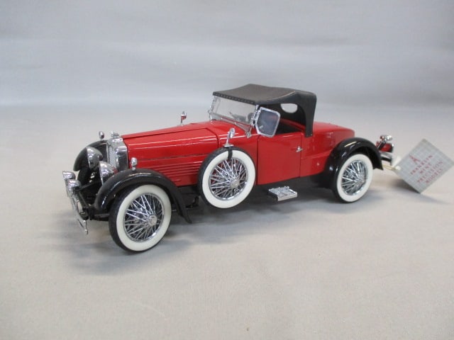 1988 Franklin Mint 1928 Stutz Black Hawk Boattail Speedster (1 of 14)
