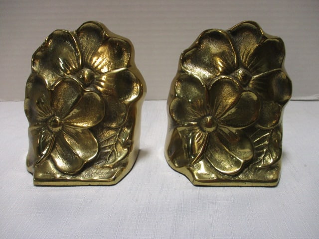 Brass Vintage Dogwood Flower Bookends (PR): 4 1/4 x 5