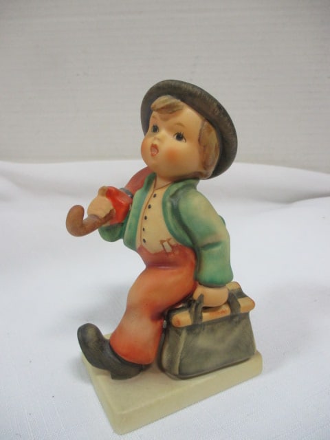 Goebel/Hummel 'Merry Wanderer' (1 of 5)