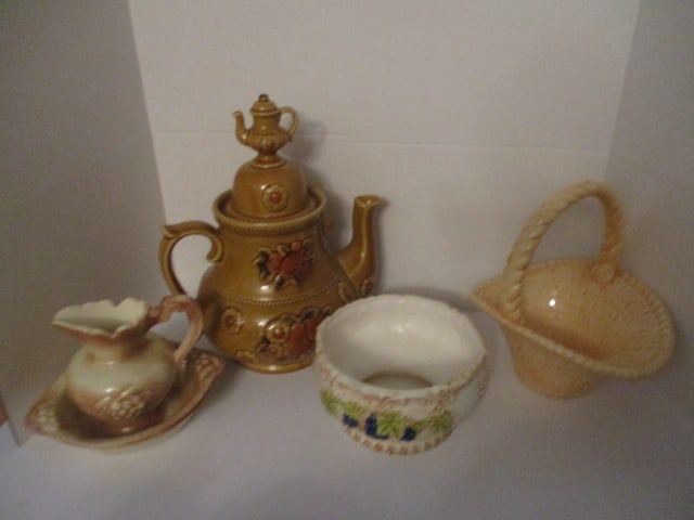 Vintage Ceramic Lot: Lidded Teapot, Basket, Planter (1 of 5)