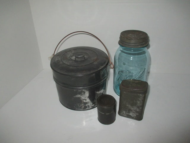 Tin Lunch Pail 4-1/2"x6", Ball Mason Jar with Zinc Lid, and 2 Small Tins (1 of 1)
