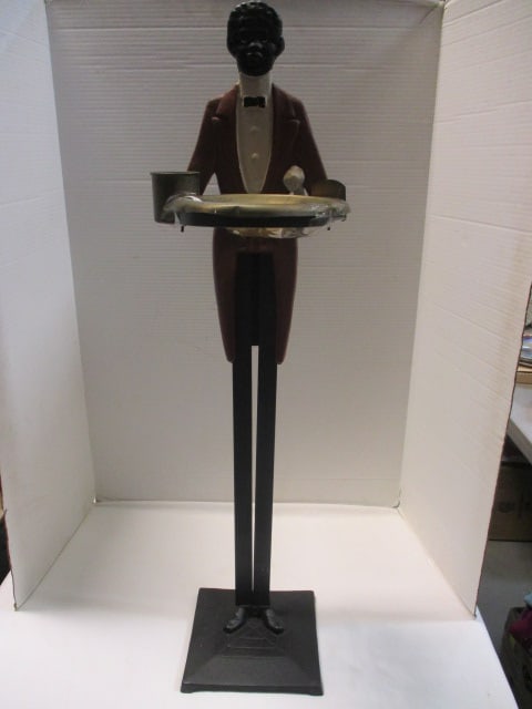 Cast Iron Black Americana Butler Ashtray (1 of 7)
