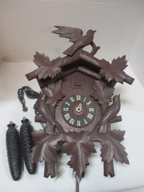 Germany Cuckoo Clock: 13 x 6 x 17