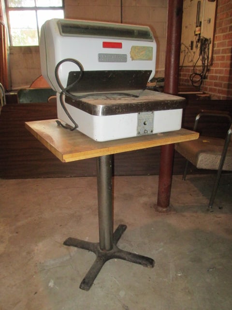Vintage Hobart Dayton Moneyweight General Store Meat/Deli Scale (1 of 14)