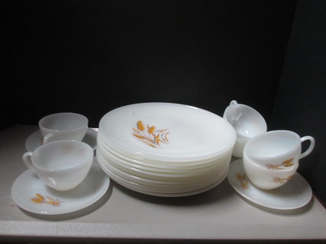 20 Pieces of Fire King "Wheat" Pattern  White Glass Dinner Ware (1 of 9)