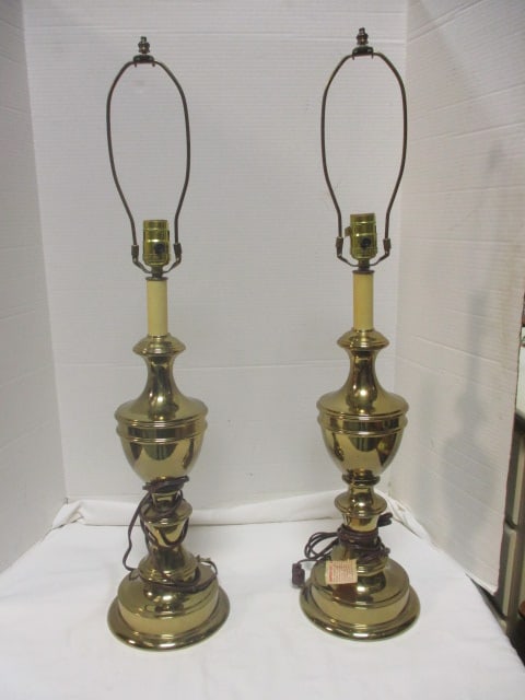 Stiffel Urn Form Table Lamps (PR) (1 of 7)