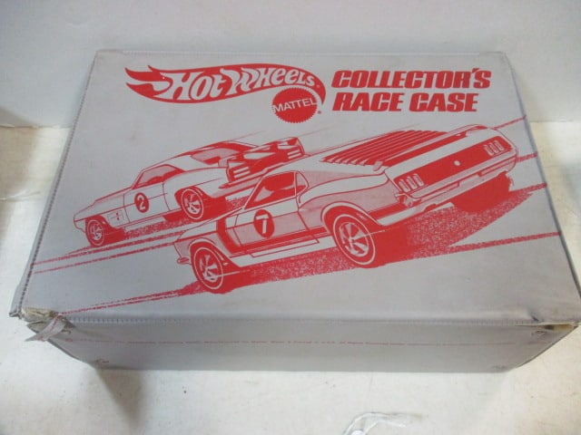 Mattel Gray Hot Wheels Carrying Case w/cars (1 of 13)