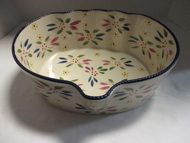 Temptations 'Old World' 4 QT. Casserole: .