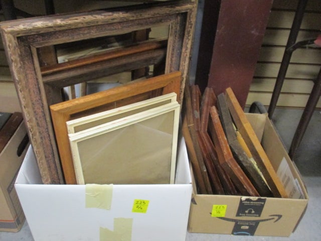 Various Sizes of Old Wooden Picture Frames: See pictures and preview for sizes and condition, Local Pickup Only