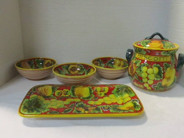 Geribi Deruta Biscotti Jar, 3 Bowls & Platter: .