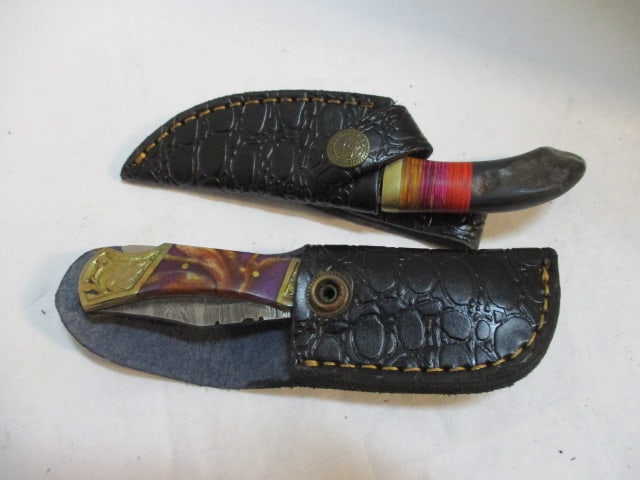 Custom Damascus Steel Fixed Blade Knife with Curved Handle and (1 of 8)