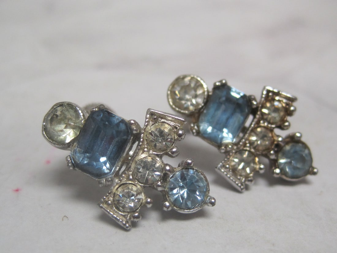 Bogoff Vintage Blue & Clear Crystal Screwback Earrings (1 of 5)