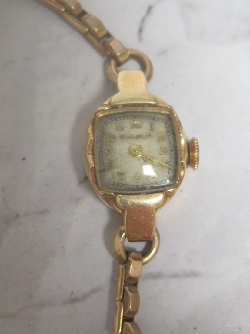 14k Gold Antique Bulova Ladies Watch: Serial #H38834, Band is goldplated