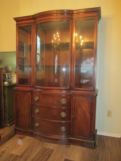 Drexel New Travis Court Collection Mahogany Bowfront China Cabinet (1 of 15)