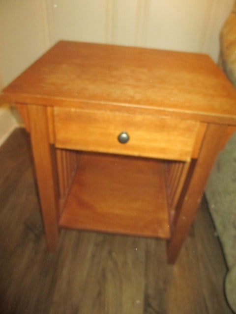 Oak Mission Style Side Table with Drawer: 19 1/2" x 17 3/4" x 22", top has finish wear and water marks, Local Pickup Only