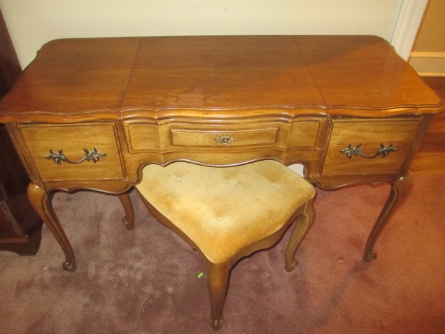 Thomasville French Provincial Vanity/Make-Up Table and Bench: Vanity 48" x 20 1/2" x 29", Bench 25" x 17" x 18", Vanity has two dovetail drawers and hinged center mirror lid with storage, Bench Gold tufted velour covering, some scuffs and water marks, Local Pick
