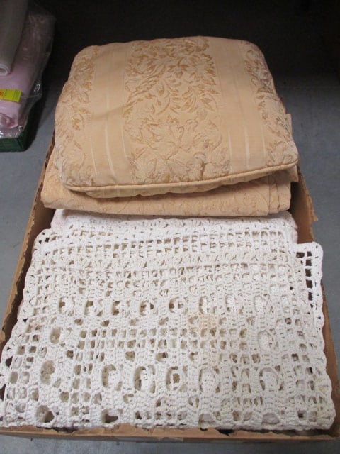 Lot of Vintage Table Linens, Lace, and Silk Pillow: see pictures and preview for selection and condition