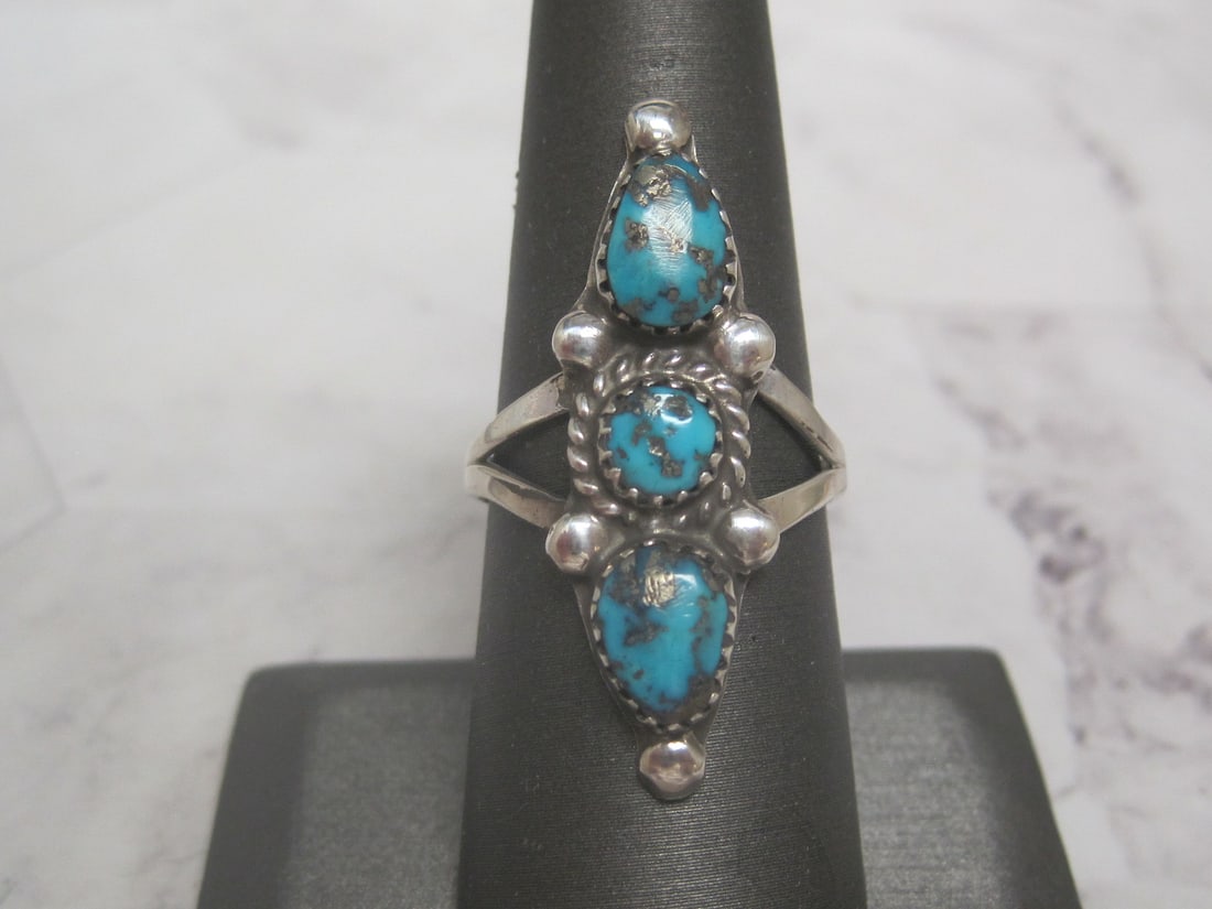 Sterling Silver Navajo Turquoise Ring (1 of 4)