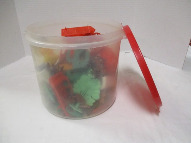 Toy Stagecoah, Teepees, Cowboys, Indians Grouping: see all pictures