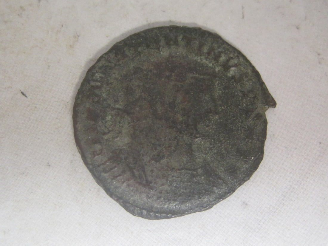 Ancient Roman Coin (1 of 2)