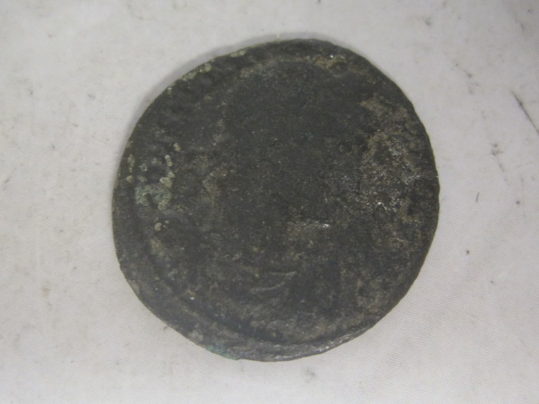 Ancient Roman Coin (1 of 2)