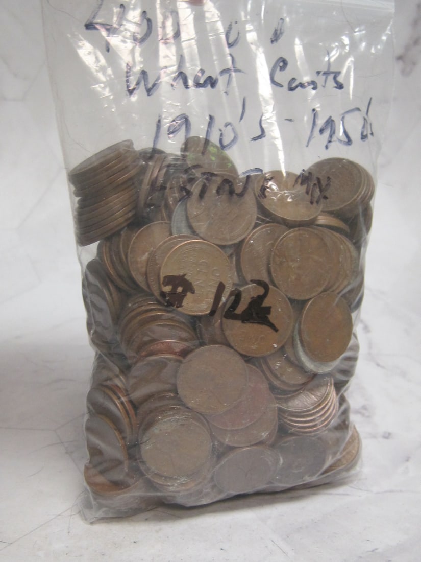 Lot of 400 Old Lincoln Cents (1 of 3)