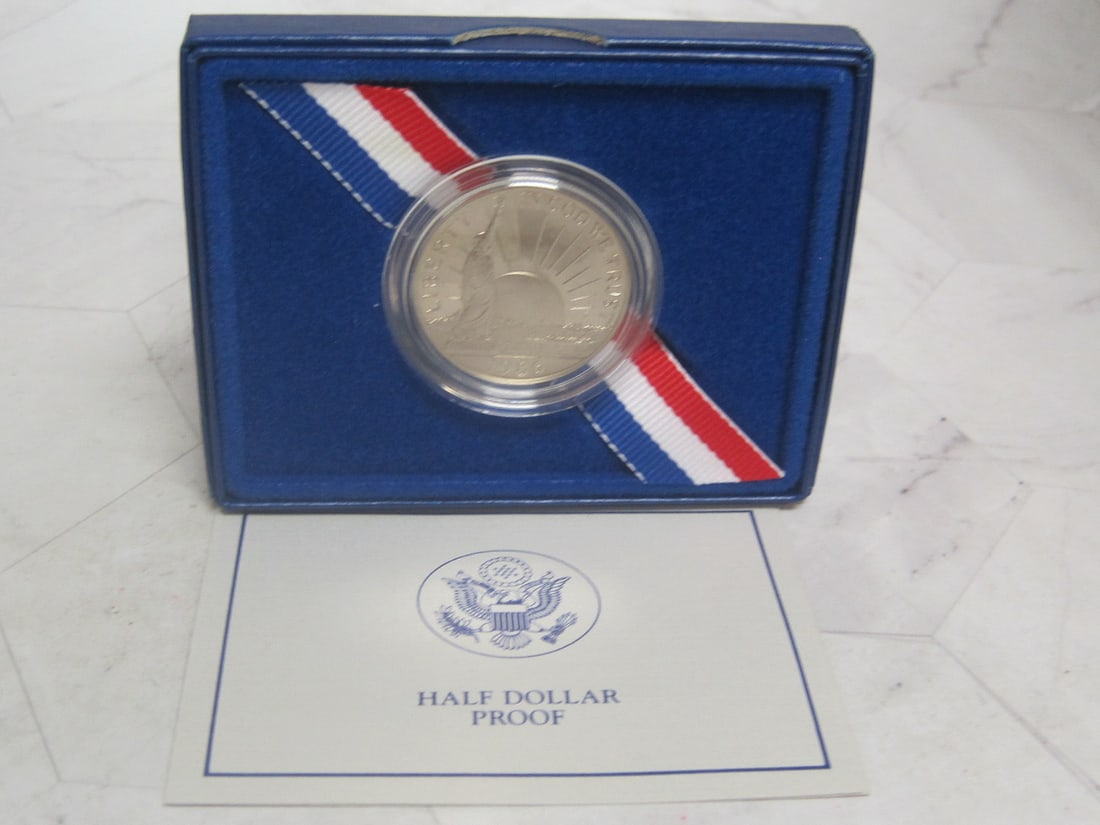 1986 Statue of Liberty Half Dollar: Proof, Special commemorative from San Francisco Mint, in original case, with certificate