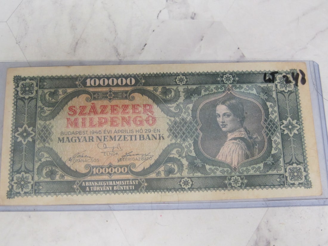 1946 Hungary 100,000 Milpengo Currency Note (1 of 2)