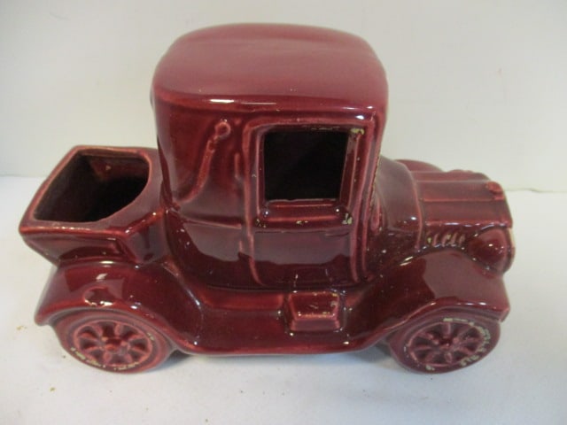 McCoy (unmarked) Ceramic Model T Car Planter: 9 x 4 1/2 x 6
