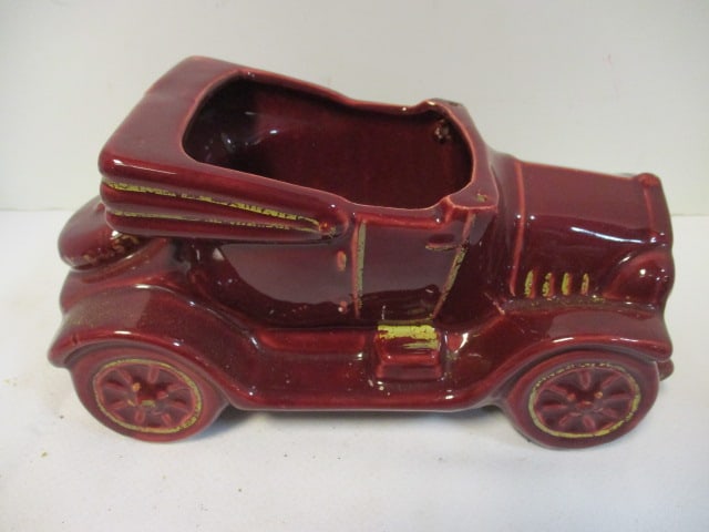 McCoy (unmarked) Ceramic Model T Car Planter: 9 x 4 1/2 x 5