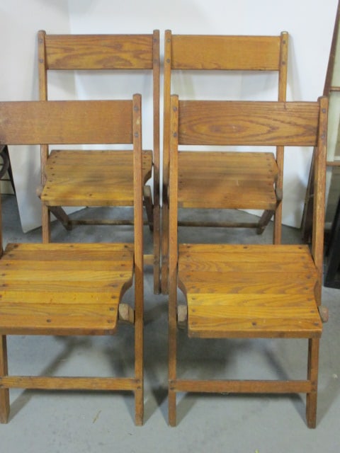 4 Vintage Wooden Folding Chairs (Snyder Chair Co?) Oak: 14" Seat
