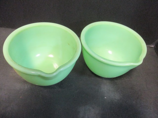 Jadeite Uranium Glass (Lot of 2) Mixing Bowls w/Spout (1 of 8)