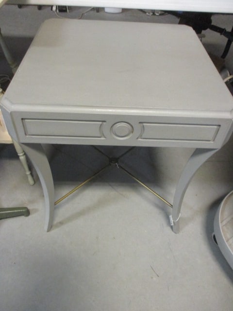Bombay Gray Accent Table (1 of 4)
