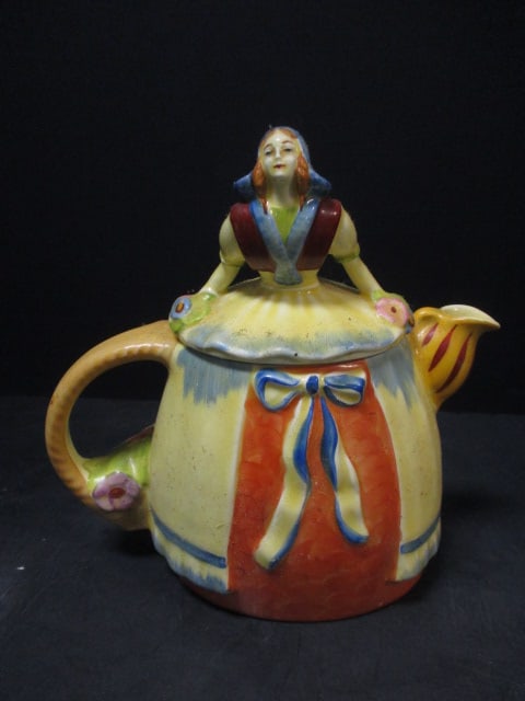 Royal Crown Teapot (Germany) 2009 (1 of 7)