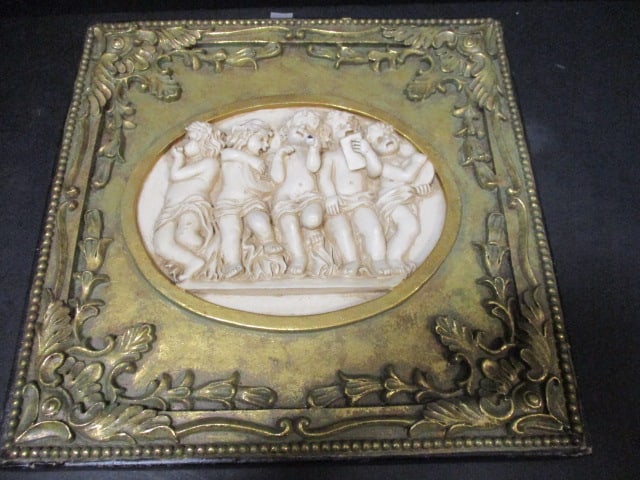Classical Relief in Gilt Frame Wall w/5 Cherubs (1 of 4)