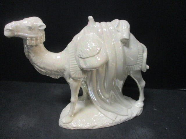 Pearlescent Irriderescent White Glazed Camel Figure (1 of 6)