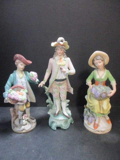 Handpainted Gentleman Figure (9 1/2") & Homco Tuscany (1 of 14)